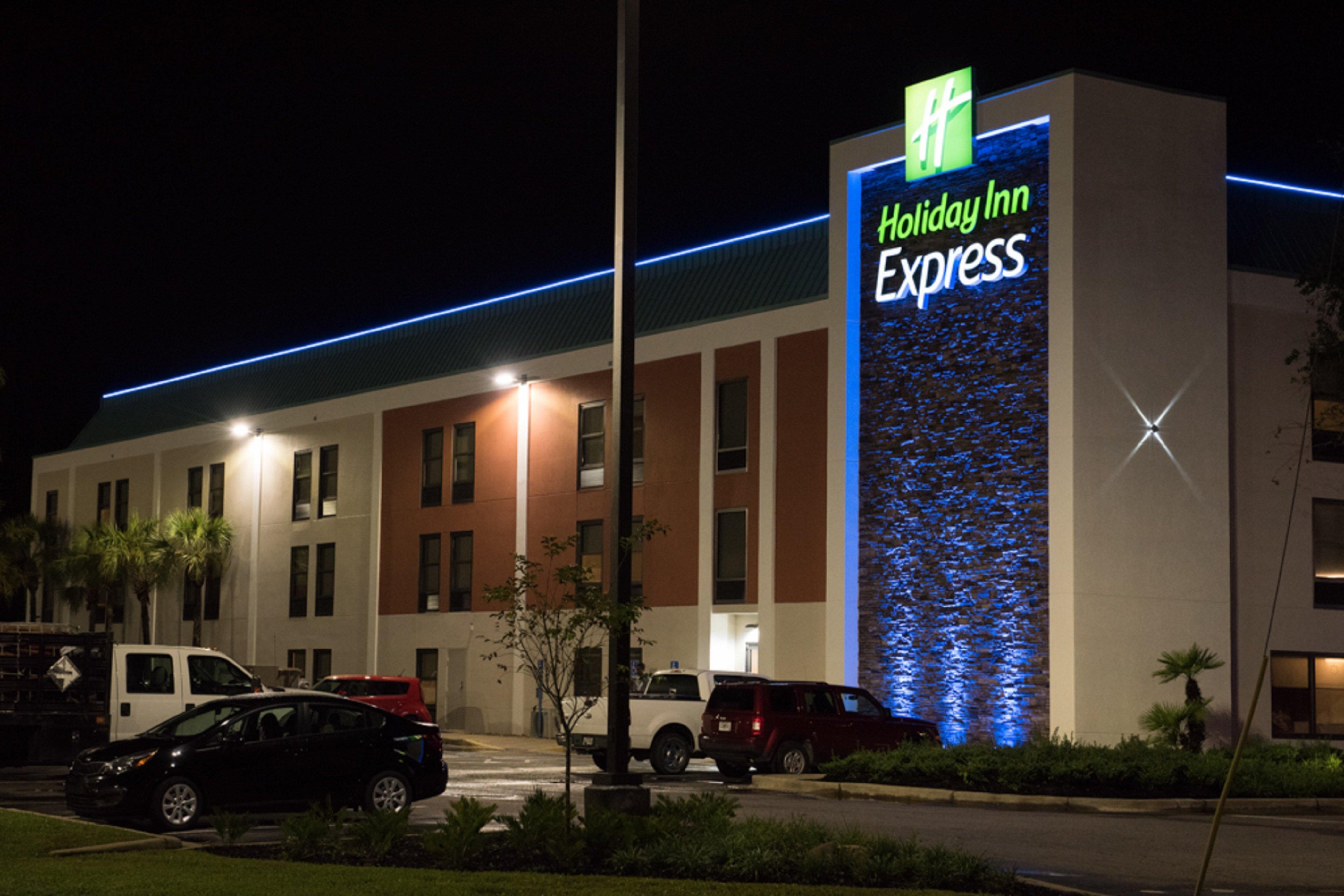 Holiday Inn Express Pascagoula-Moss Point, An Ihg Hotel Exterior photo