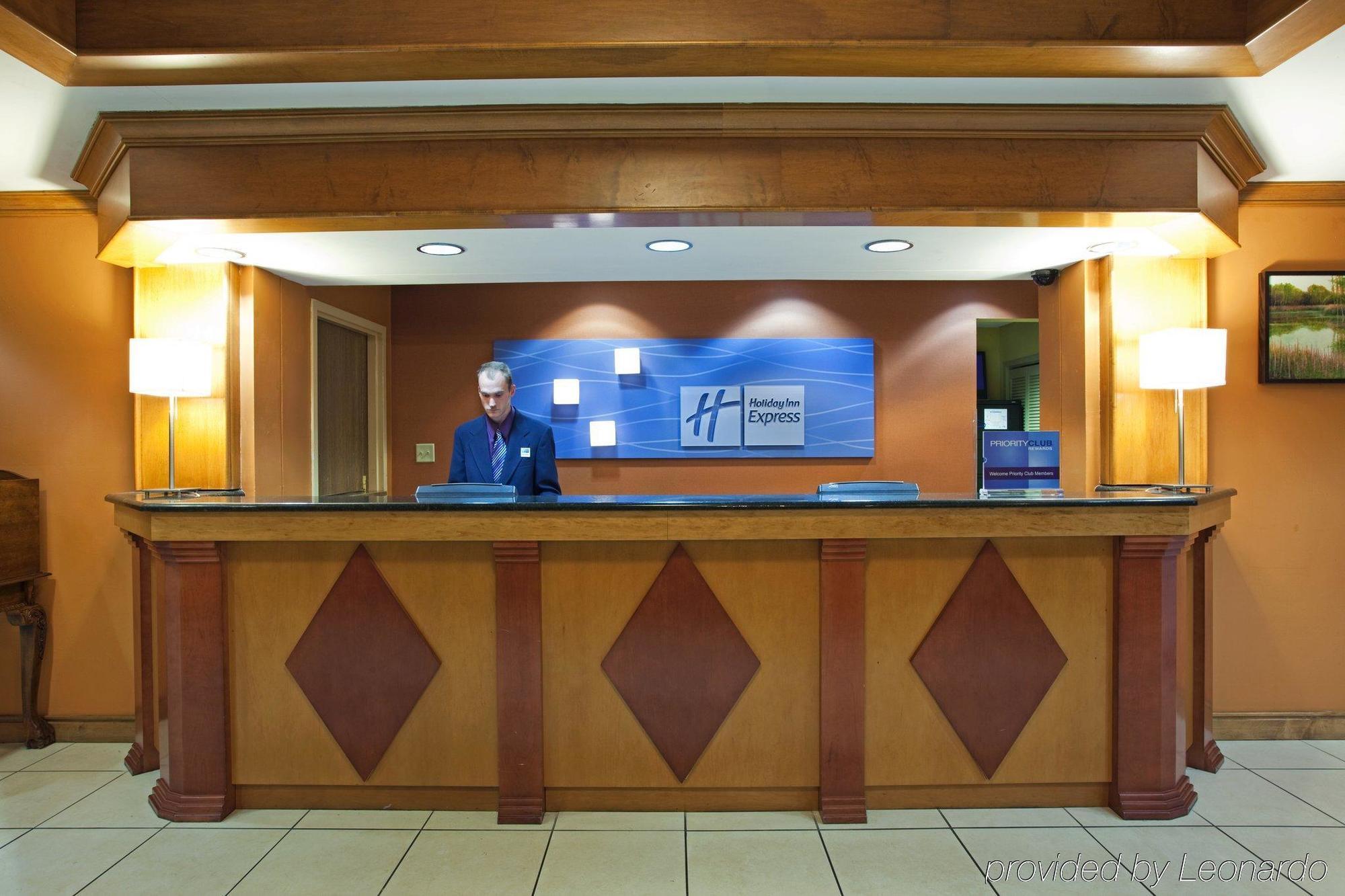 Holiday Inn Express Pascagoula-Moss Point, An Ihg Hotel Interior photo