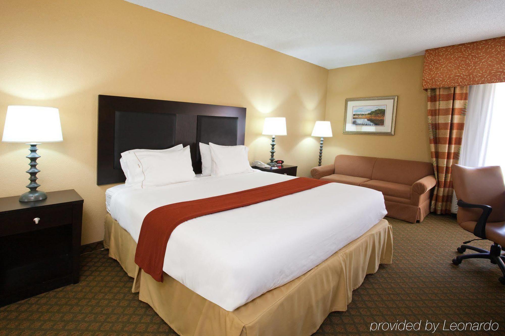 Holiday Inn Express Pascagoula-Moss Point, An Ihg Hotel Room photo