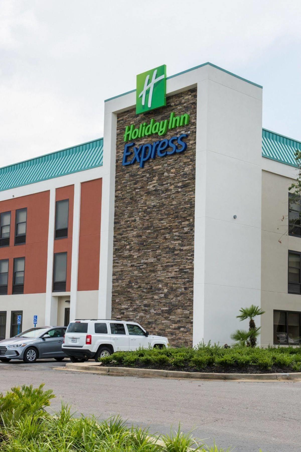 Holiday Inn Express Pascagoula-Moss Point, An Ihg Hotel Exterior photo